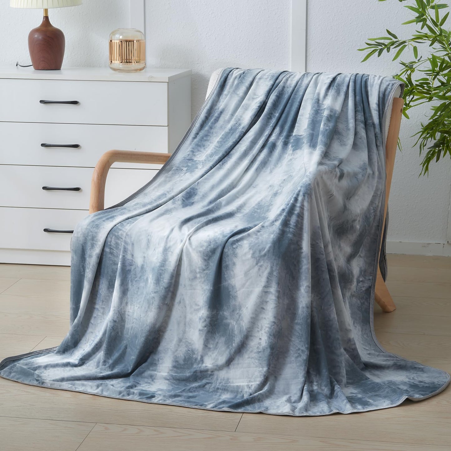 Cooling Blanket for Hot Sleepers Queen Size 90"x90", Summer Ice Cold Blanket Absorbs Heat to Keep Body Cool for Night Sweats, Lightweight Breathable Cold Blankets for Sleeping Bed & Sofa