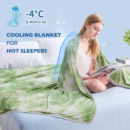 Coolora™ AirLuxe Cooling Blanket ⭐