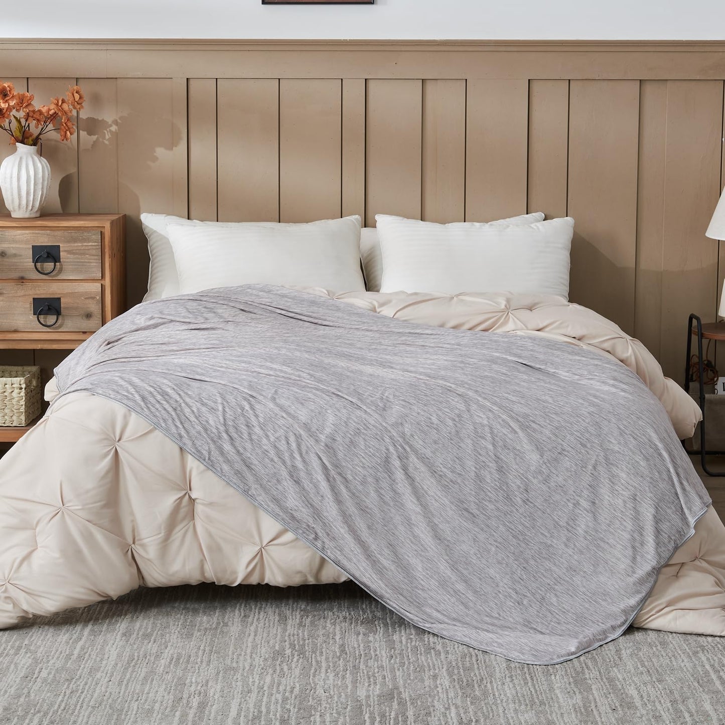 Cooling Blanket for Hot Sleepers Queen Size 90"x90", Summer Ice Cold Blanket Absorbs Heat to Keep Body Cool for Night Sweats, Lightweight Breathable Cold Blankets for Sleeping Bed & Sofa