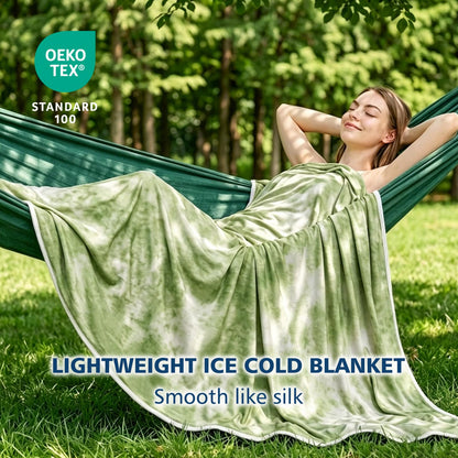 Coolora™ AirLuxe Cooling Blanket ⭐